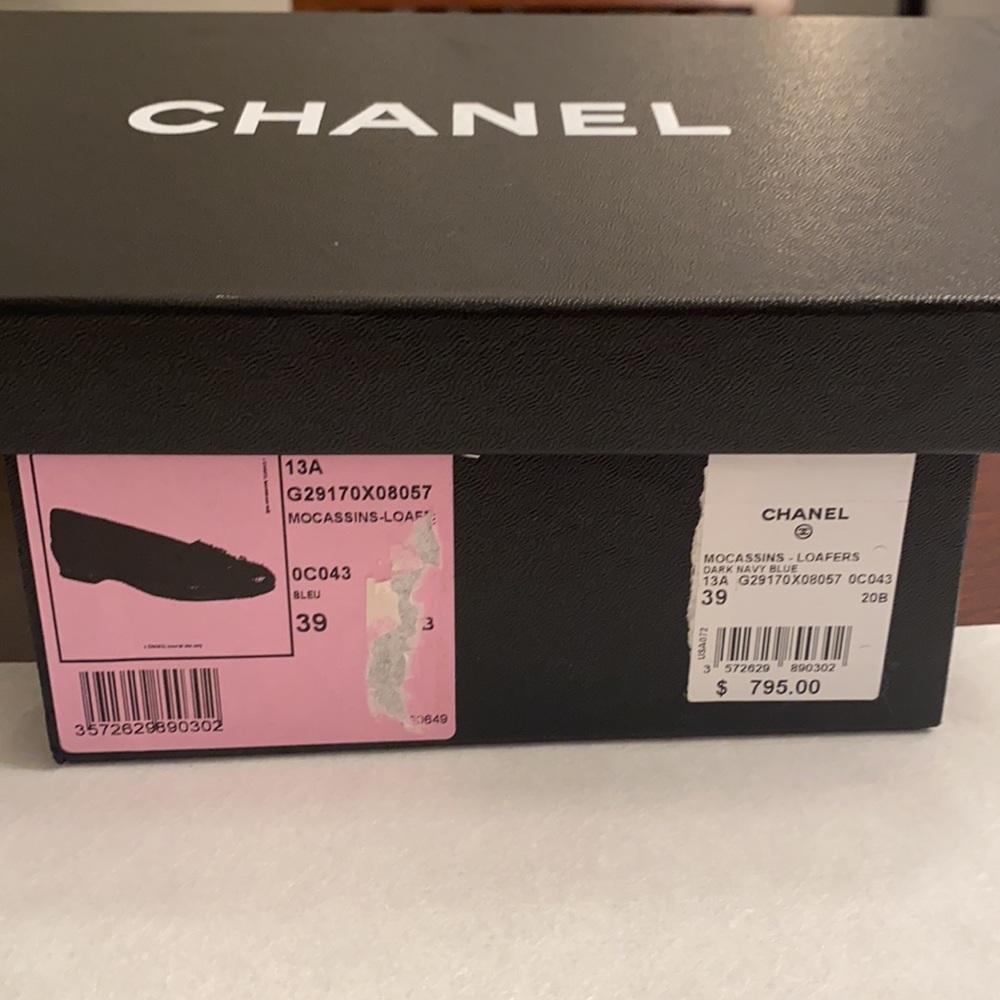 Chanel women’s navy blue mocasines - Picture 6 of 6